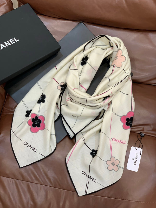 CC 25 Scarf 140cm White Pink Cashmere 293176