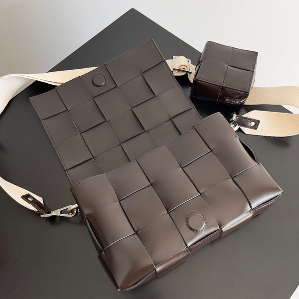 BV Two-In-One Cassette Bag 26cm Brown Leather