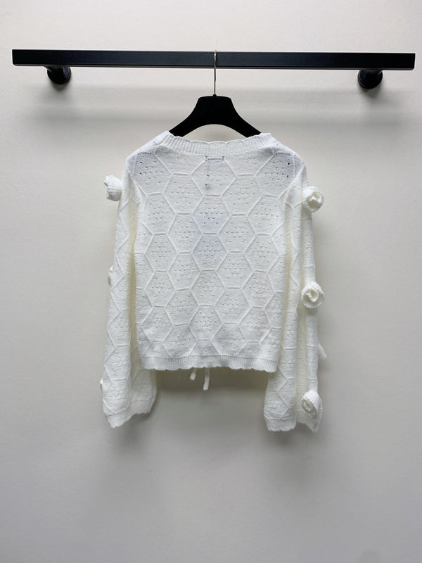 CC 25 Knitted Three-Dimensional Flower Tie Cardigan in White 277591