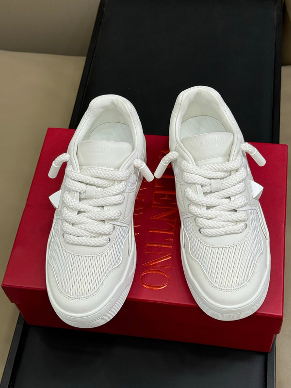 VT 2025 Sneakers White Frabic Cowhide 548577