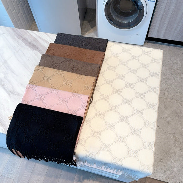 SCARF IN BLACK CASHMERE 405597