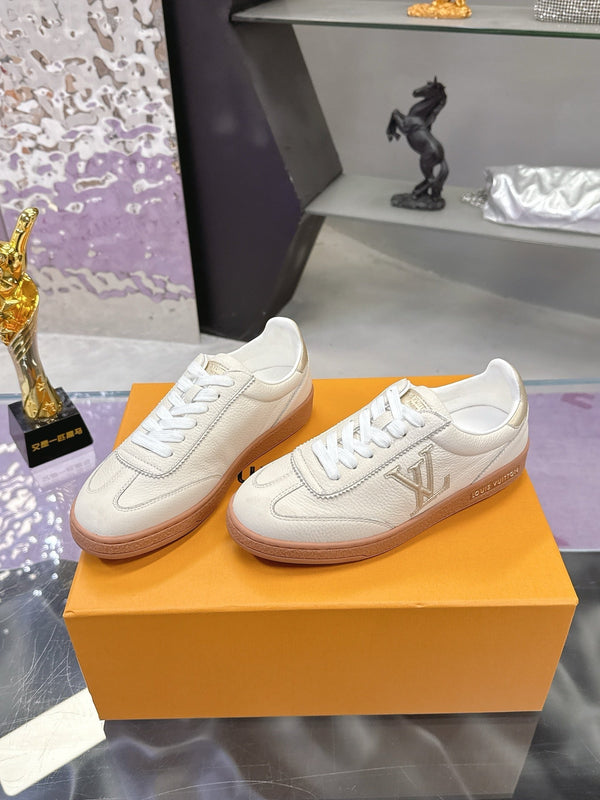 LV 26 Frontrow Sneaker Cream Cowhide 599254