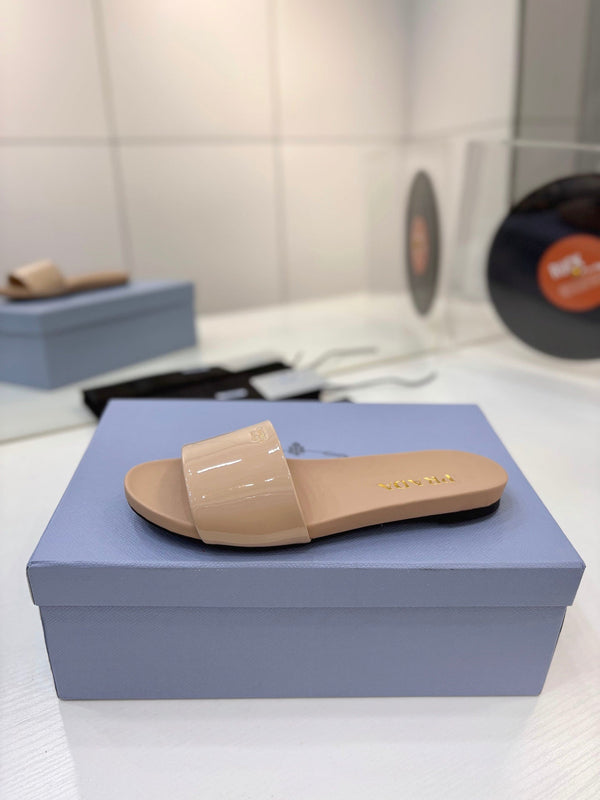 Pra Slides Beige Patent Leather 834595