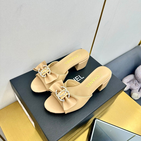 cc 25 bow mule sandal 50mm beige sheepskin 238477