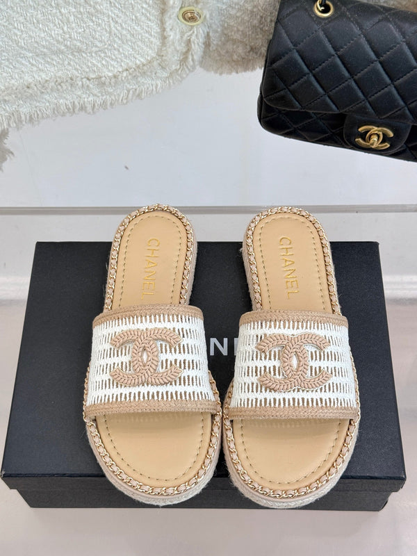CC Mesh Hollow Chain Double C Thick-Soled Slippers 20mm Beige White 265644