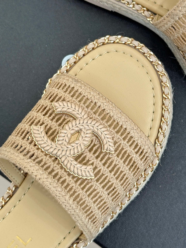 CC Mesh Hollow Chain Double C Thick-Soled Slippers 20mm Beige 265645