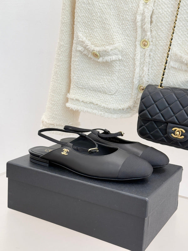 26C Two-tone Double C Flat Shoes Black Sheeskin 557688