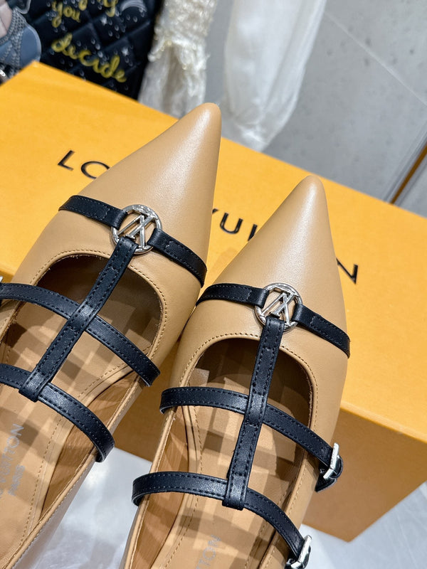 LV 6AM Flat Ballerina Beige Calfskin 610739