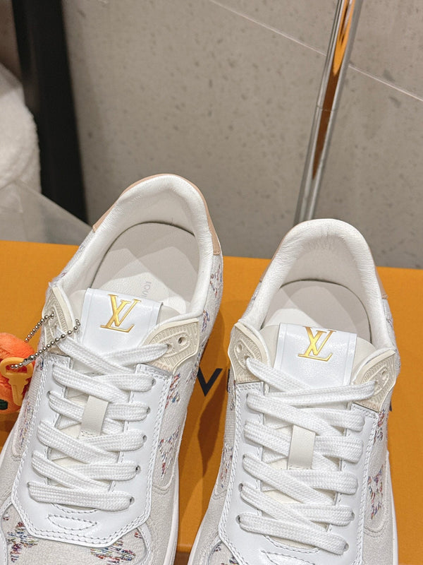 LV Stadium Sneaker Grey Cashgora Suede 610791
