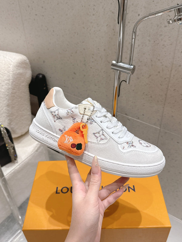 LV Stadium Sneaker Grey Cashgora Suede 610791