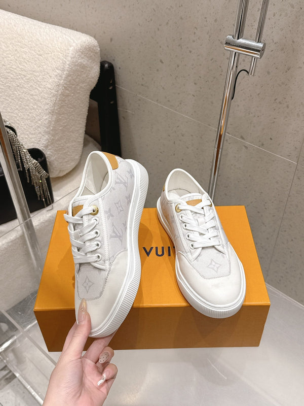 LV x TM Lagoon Sneaker White Canvas Lace 610799