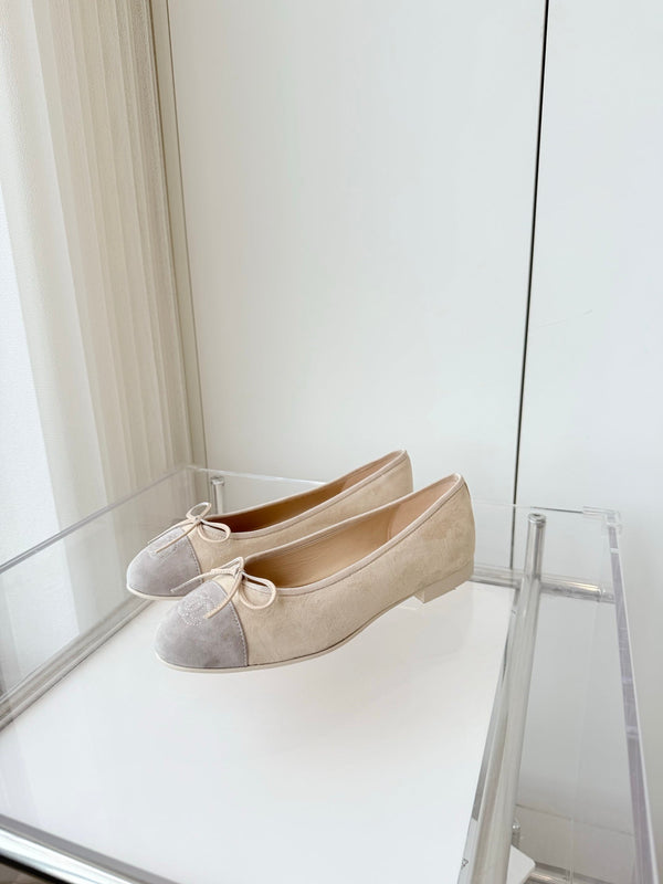 CC Ballet Flat Beige Suede 238765