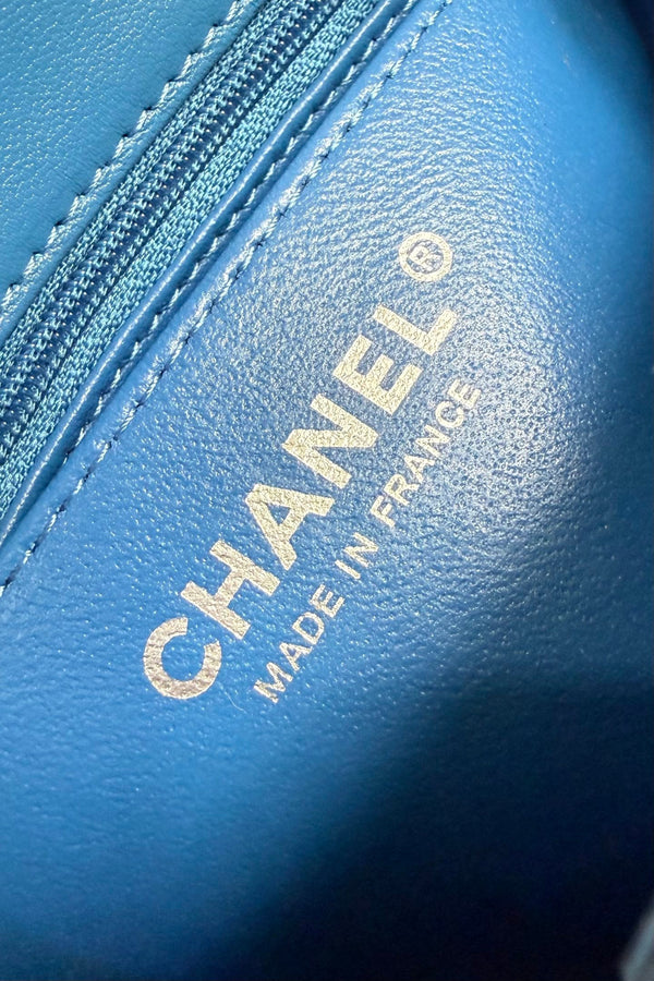 CC Flap Bag 17cm Cobalt Blue Sheepskin SHW 284814