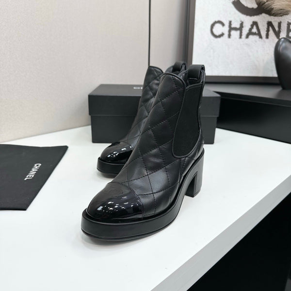 CC FW 25 Platform Ankle Boots Black Patent and Quilted Leather 532621