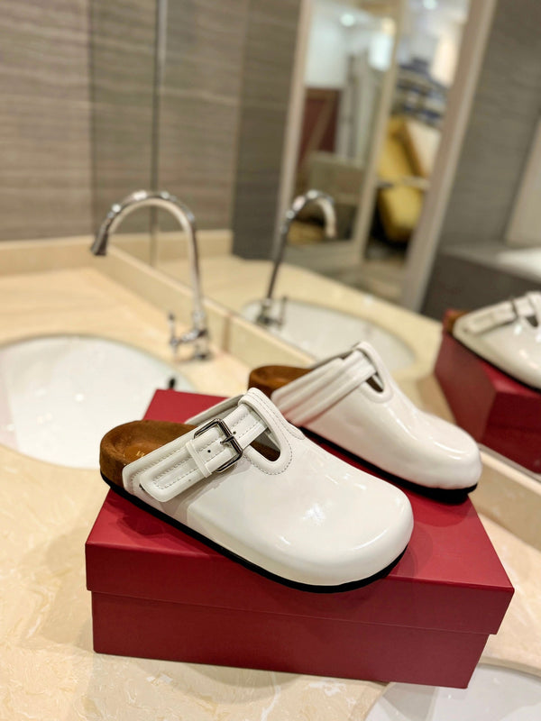 VL Fussfriend White Patent Calfskin Leather Sabot