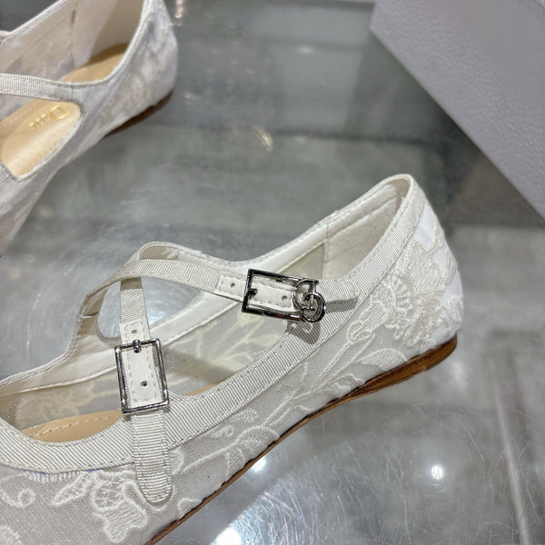 CD 26s Very Ballet Flat White Lace 679841