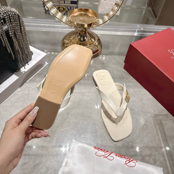 Roger Vivier 26s Thong White Cowhide 679816
