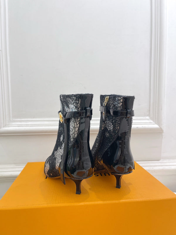 LV Stellar Ankle Boot 40mm White Mix Black Calfskin