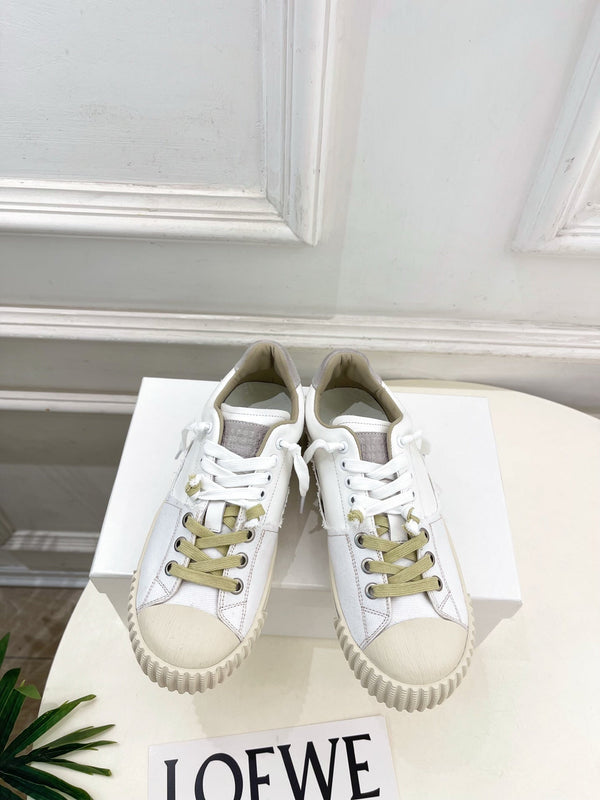 MM 26s New Evolution Sneakers Grey Cream Canvas Calfskin 947484