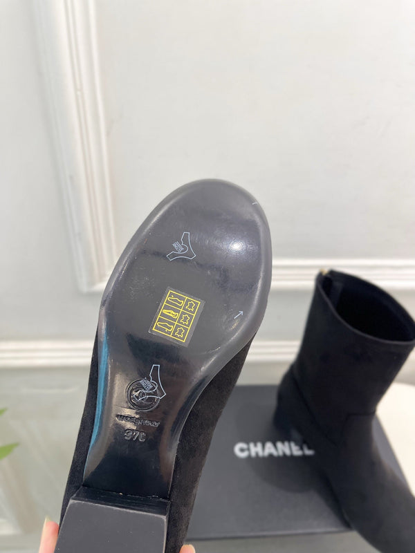 CC 26S Logo Botines 4cm Black Suede 111847