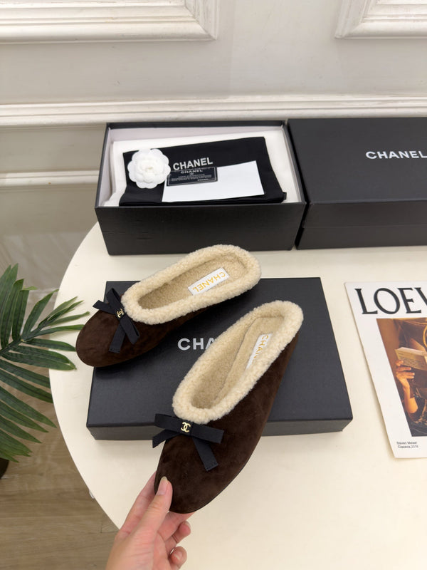 CC 26s Mules Brown Suede Shearling 111935