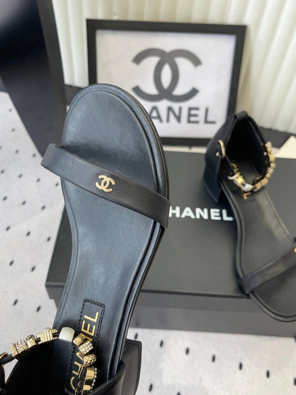 CC 26s Sandals 35 Black Sheepskin 650102