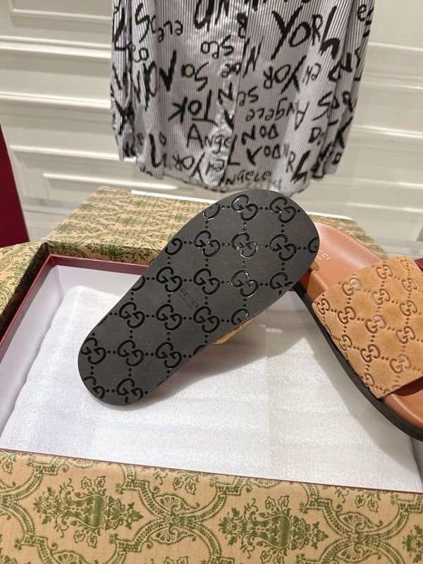 GG SLIDES IN BURNT ORANGE SUEDE WITH EMBOSSED LOGO STYLE 5