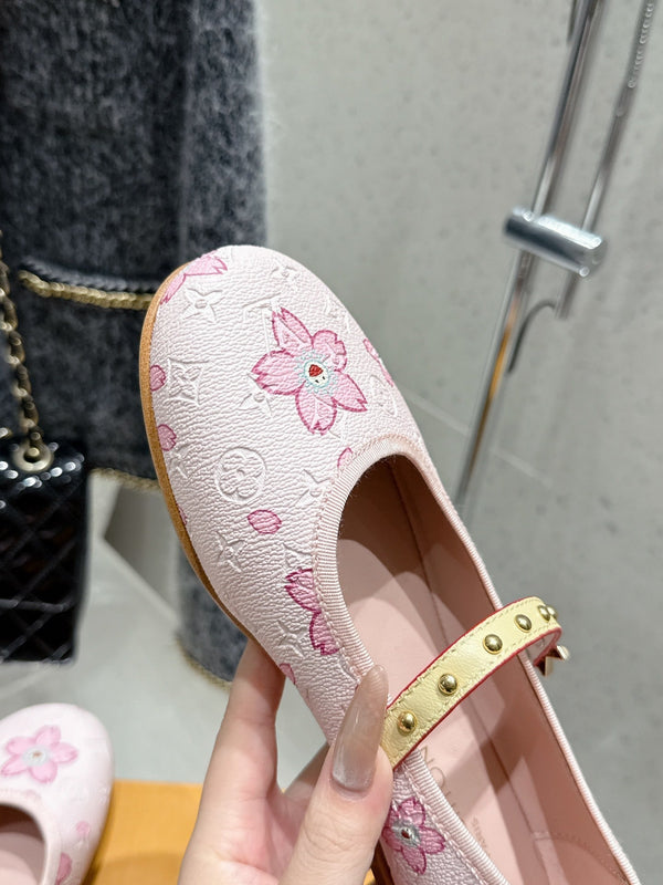 LV 26s Ballet Flats Light Pink Monogram Leather 610840