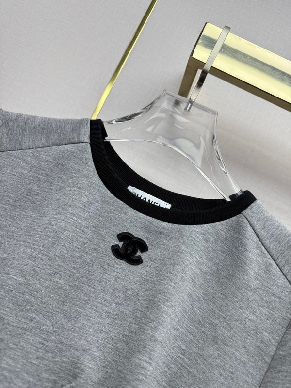 Chanel 2026 T-shirt with Skirt Set Gray Cotton 354770