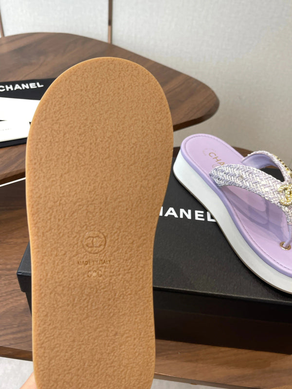 CC 2026 Thong Sandal Platform Tweed Gold Logo Details 790372