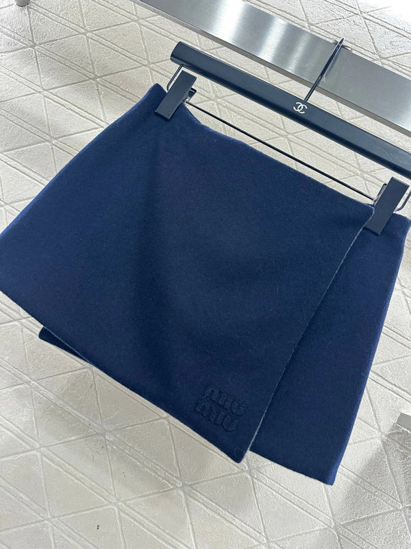 MIUMIU SKIRT STYLE 824