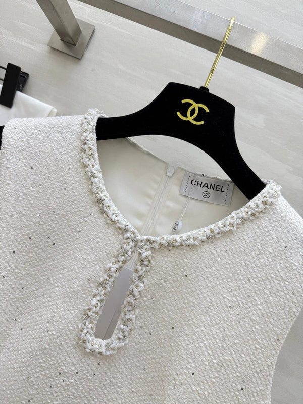 CHANEL SLEEVELESS WOOL DRESS STYLE 20