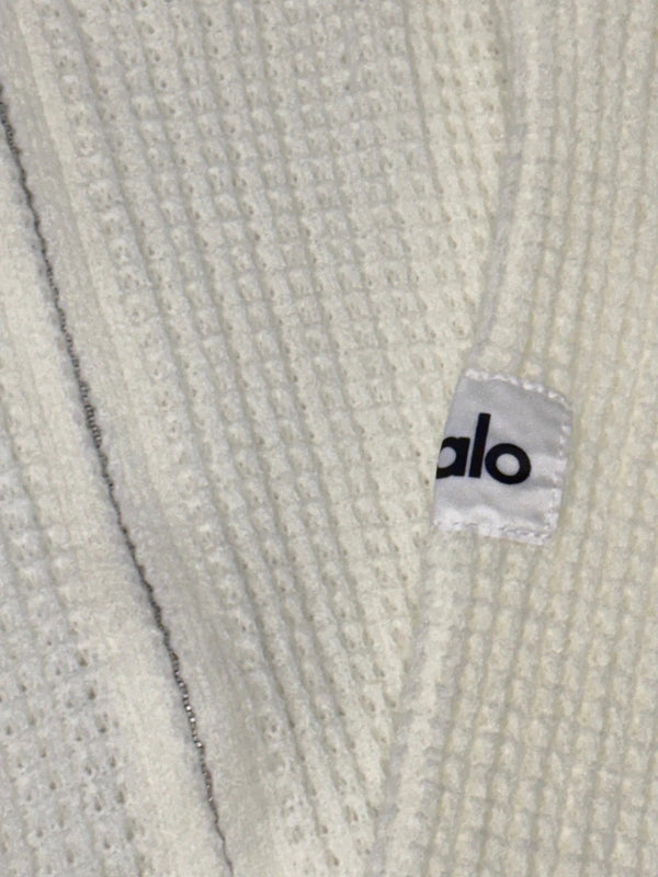 ALO KNIT CARDIGAN & SHORTS SET STYLE 31