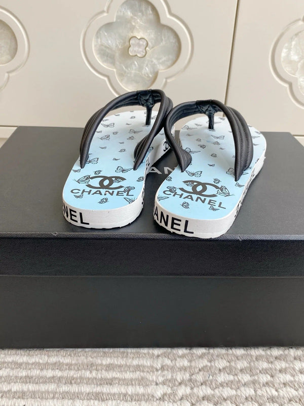 CC 26s Thong Sandals Blue Pastel Black Rubber Leather 647683