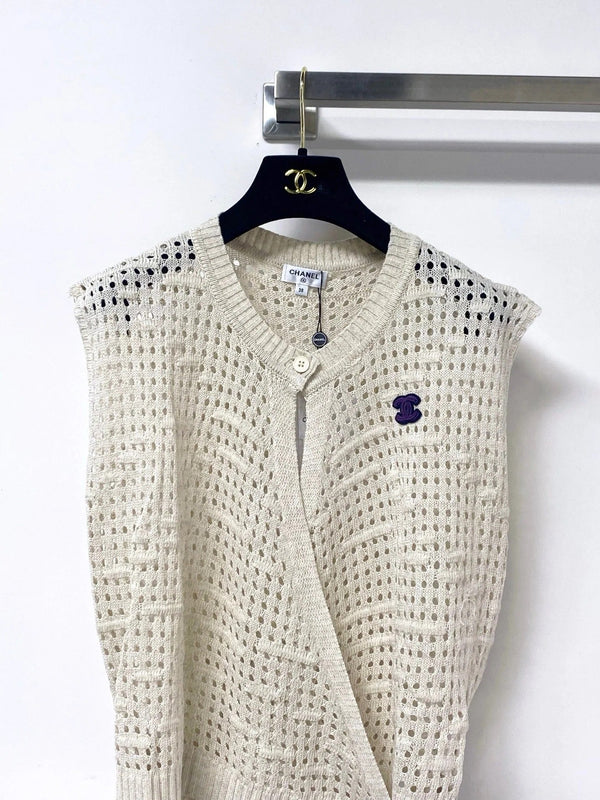 CC 2026 V-neck Crochet Knit Vest Acrylic 419420