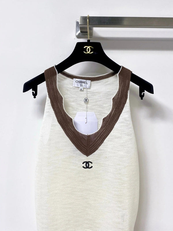 CC 2026 Knit Vest V-neck Wool Laine 449875
