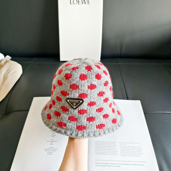 Prad 2026 Polka Dot Knitted Hat 565531
