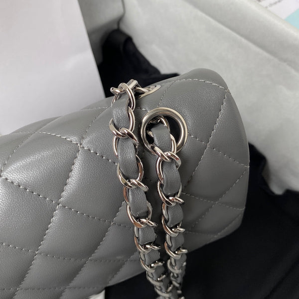 Medium Classic Flap Bag 23cm Grey Lambskin Silver Hardware
