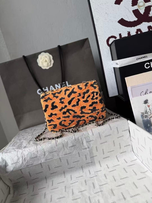 CC 2026 Flap Bag 21cm Leopard Sequin Leather