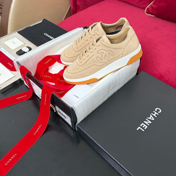 CC 2026 Sneaker Suede Rubber 129511