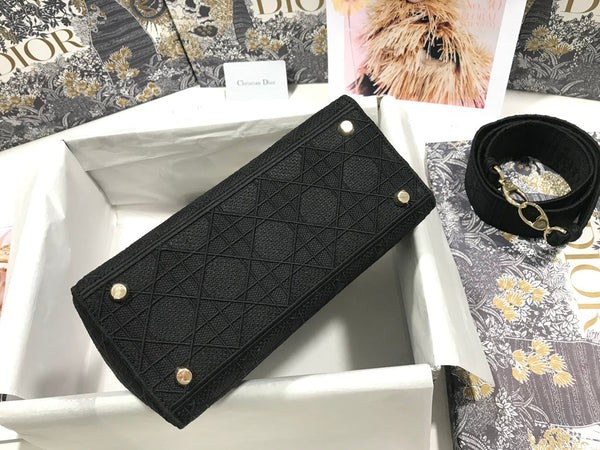 MEDIUM LADY D-LITE 24 BLACK CANNANGE EMBROIDERY