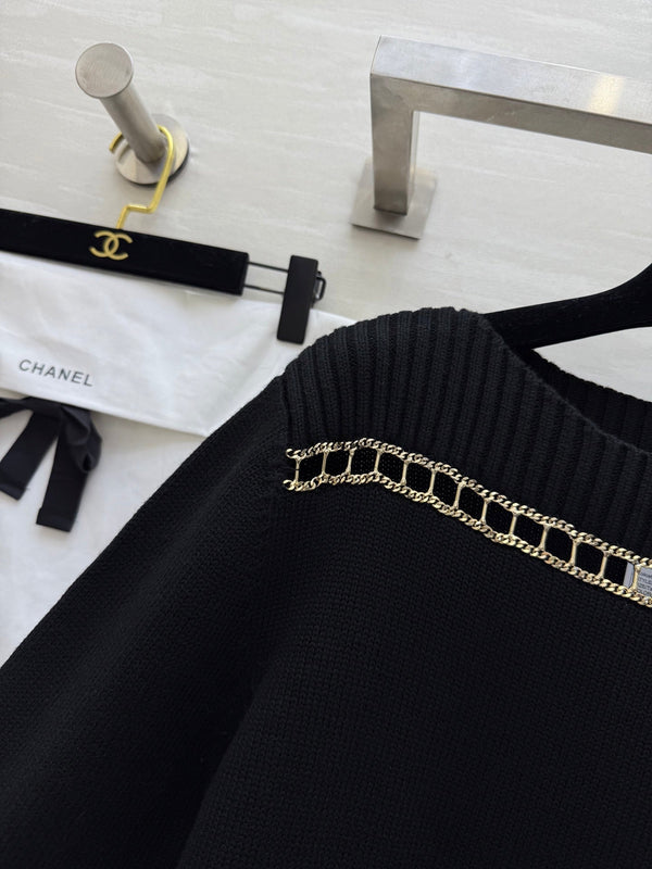 CHANEL CASHMERE SWEATER STYLE 261
