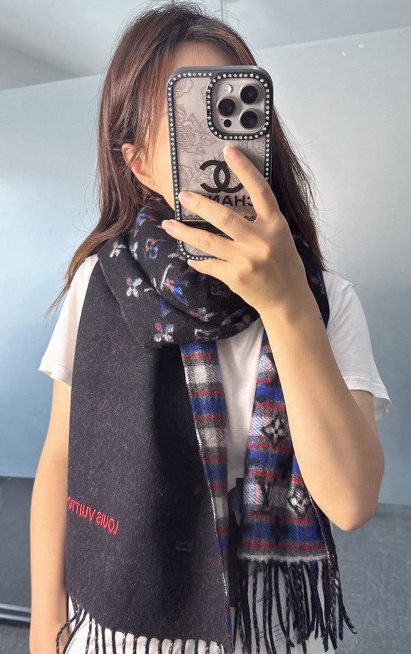 LV Double-Sided Gradient Plaid Scarf Black Wool Cashmere 839549