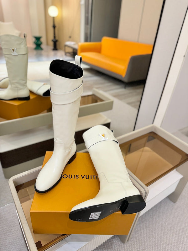 LV Donkey Metal Buckle-Decorated Knight Boots White Cowhide 504715