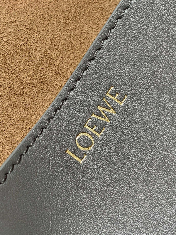 LOE 31 Medium Puzzle Fold Tote In Asphalt Grey Coffee Glossy Cowhide 274317