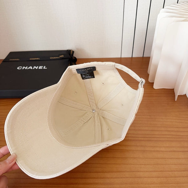 Chanel New Baseball Cap White in Cotton 960120