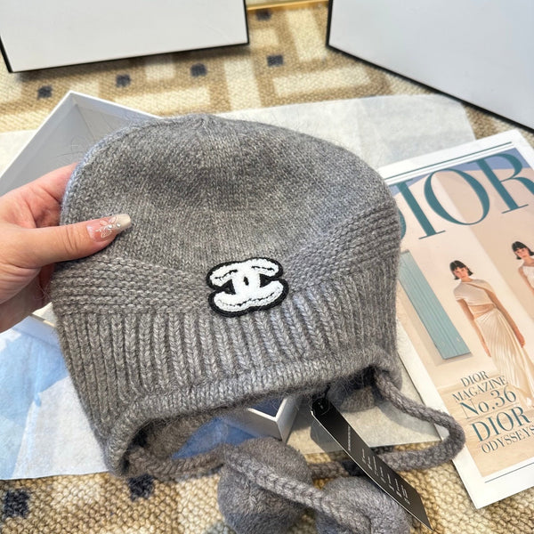 Chanel Fall/Winter Grey Wool Knitting Beanie 960071