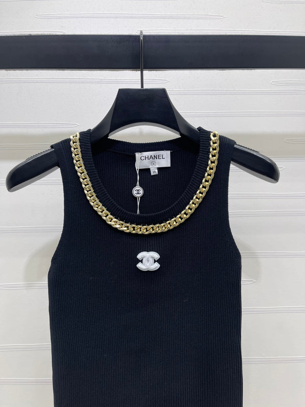 CHANEL 26 CHAIN KNIT VEST WHITE WOOL 335390