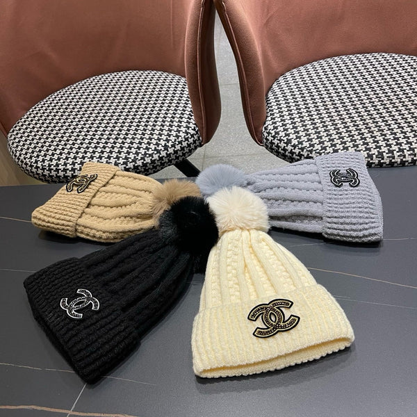 Chanel Knitted Beanie Black in Fibrous 979987