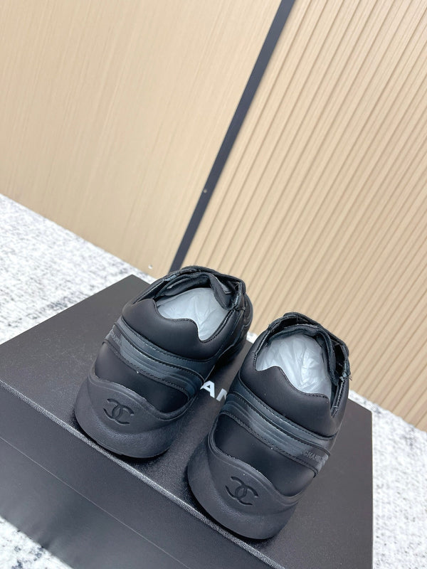 Chanel 26SS New Casual Black Sneakers in Cowhide with Mesh Cloth 591413
